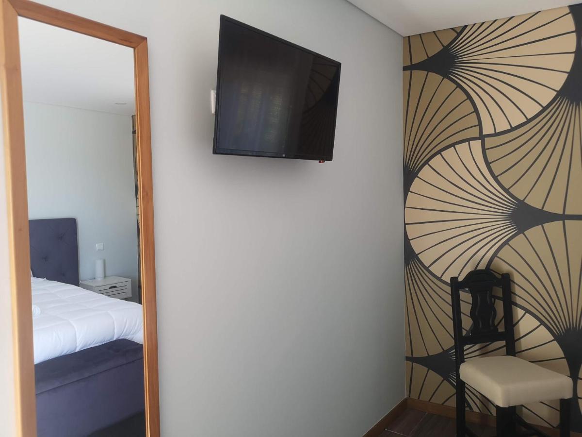 Leonchic - Guest House Com Piscina De Agua Salgada Барселос Стая снимка