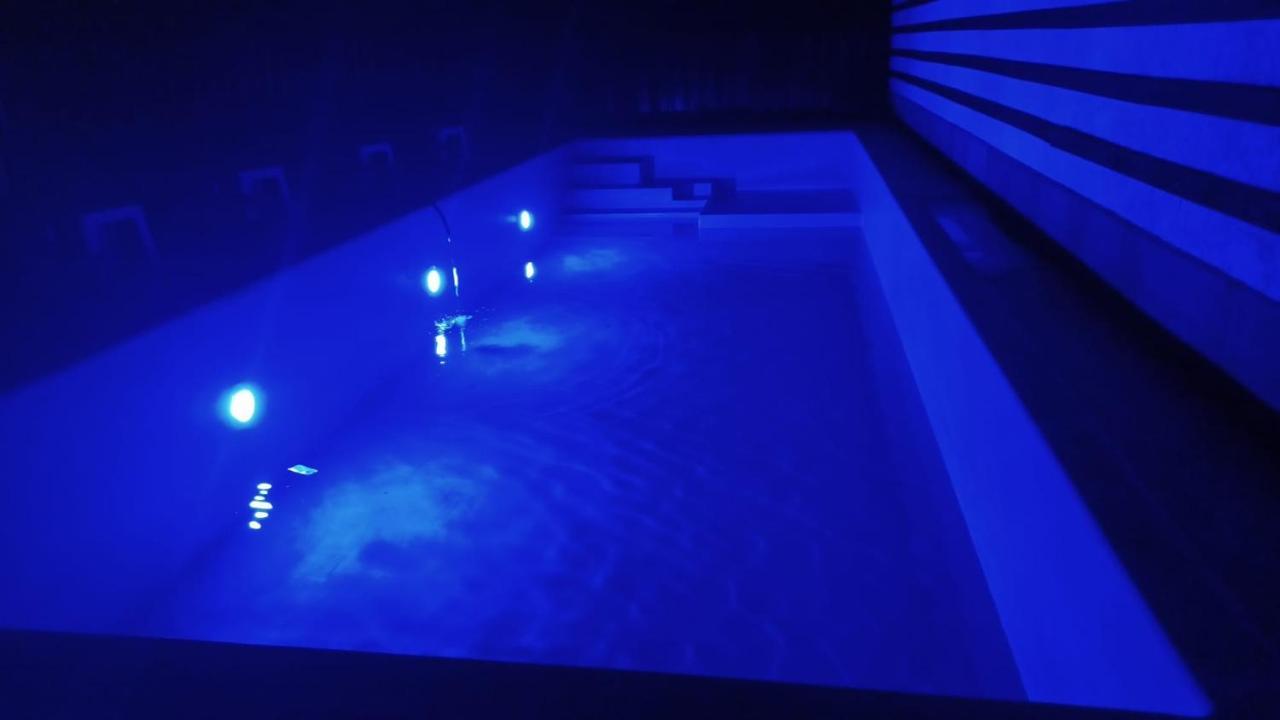Leonchic - Guest House Com Piscina De Agua Salgada Барселос Екстериор снимка