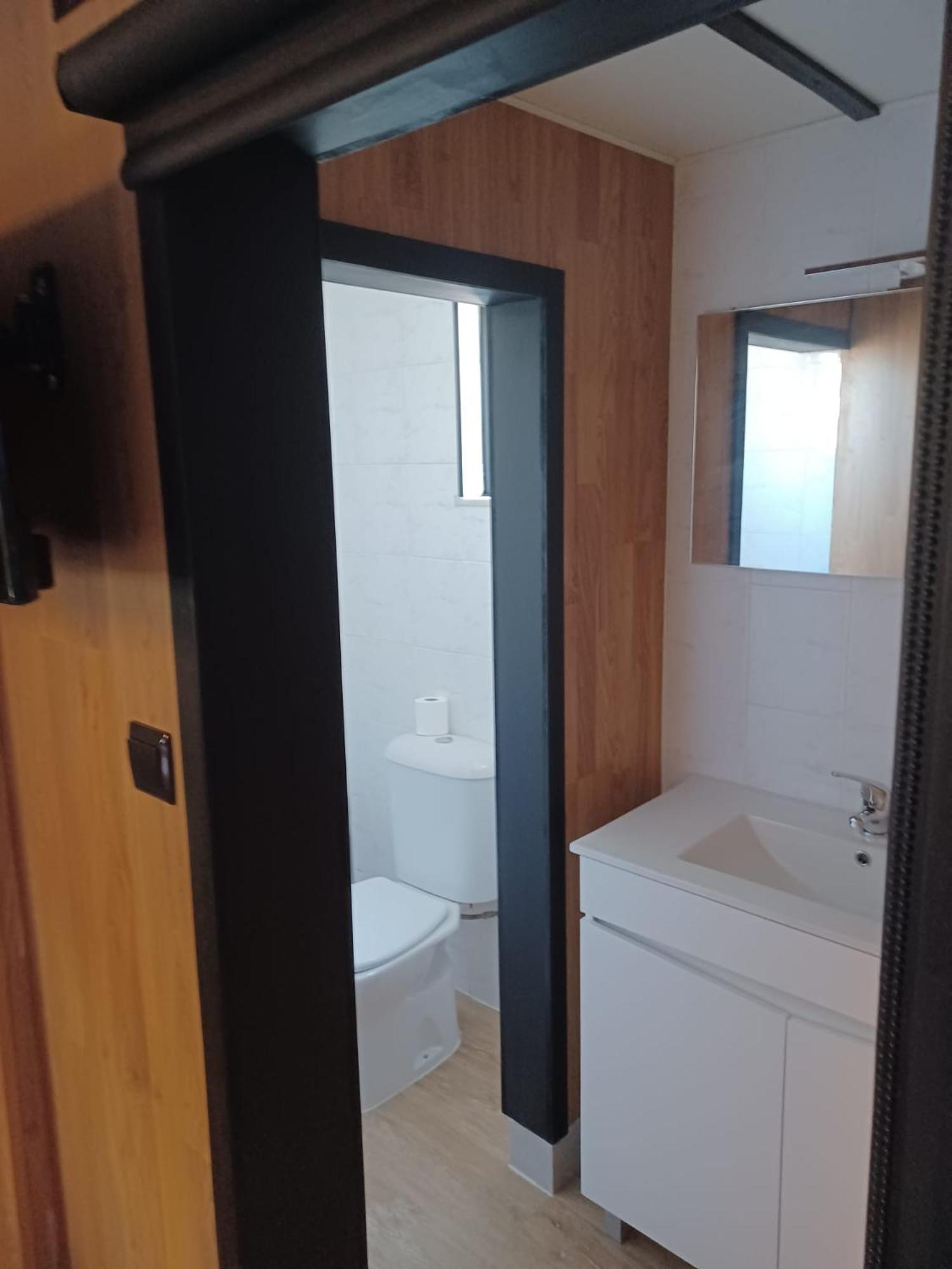Leonchic - Guest House Com Piscina De Agua Salgada Барселос Екстериор снимка